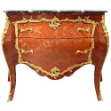 Commode de style Louis XV marquetée, bronzes dorés et marbre noir