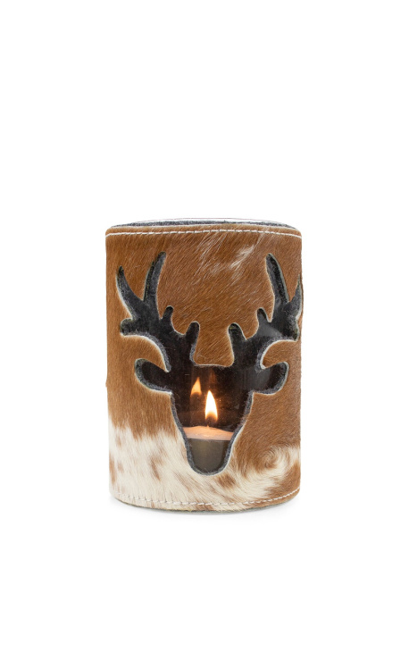 Photophore en peau de vache marron et blanc avec décor de cerf