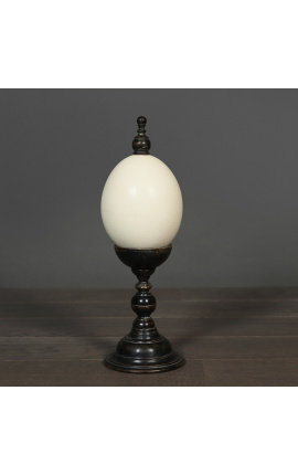 Oeuf d'autruche sur balustre en bois avec base ronde