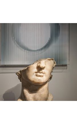 Velika skulptura &quot;Odlomek Apolonove glave&quot; na nosilcu iz črne kovine