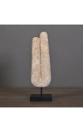 Amuleto de pedra grande na base preta "Olho Oudjat"