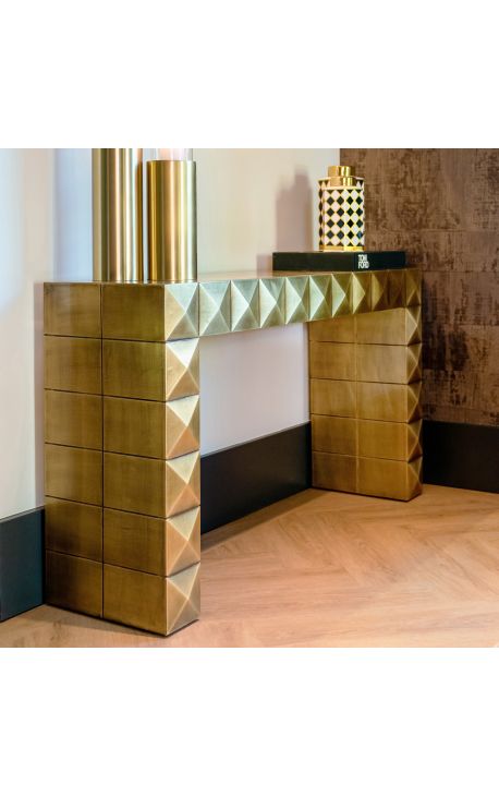 GLASTON Console in brushed golden brass with geometric shapes