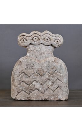 Mesopotamian idol engraved with 4 eyes in sand stone