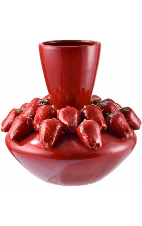 Vase au décor de fraises en porcelaine émaillé