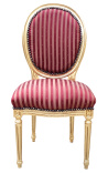 Chaise de style Louis XVI à pompon avec tissu satiné Bordeaux et bois doré